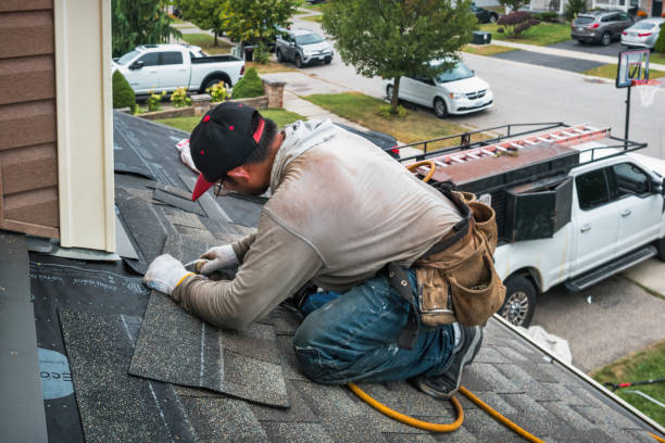 Professional Roofing technician working in Wyoming, NY